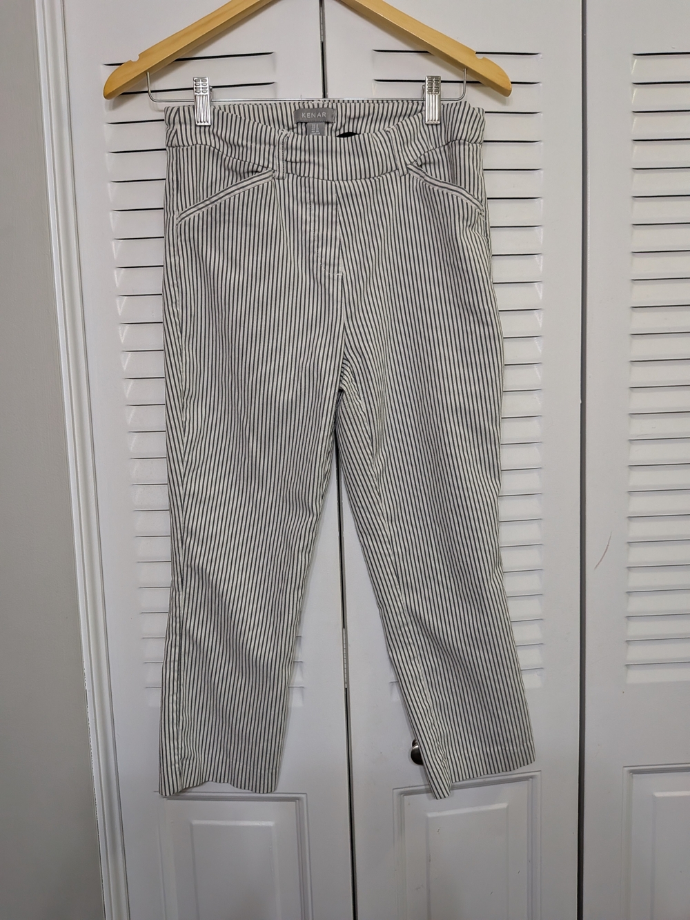 Kenar | Blue & White Stripped Capri's